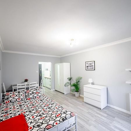 Apartament Grójecka Korotyńskiego Varsóvia Quarto foto